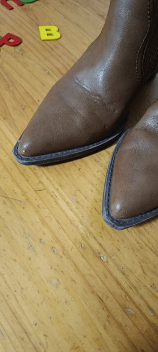 Botas camperas tacón marrón