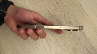 iPhone 16 Pro Max 256GB (92% bateria) + fundas
