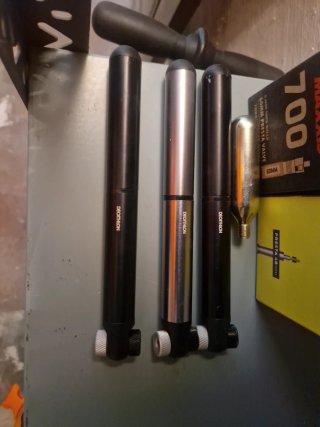 Bomba de aire para bicicleta Decathlon
