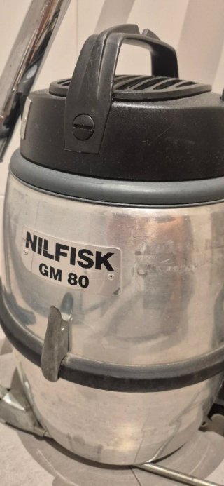 Aspirador Nilfisk GM 80. Para arreglar o despiece