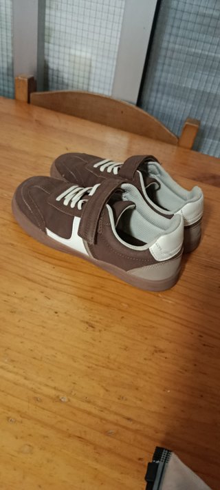 Deportivas Lefties Marrones Talla 33