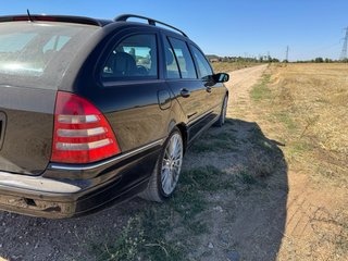 Mercedes-Benz Clase C 2004