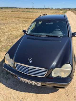 Mercedes-Benz Clase C 2004