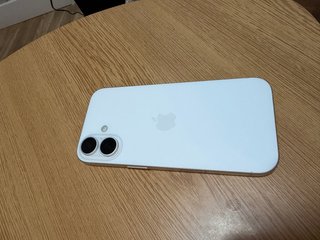 iPhone 16 Blanco