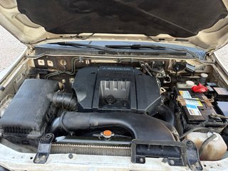 Mitsubishi Montero 2002