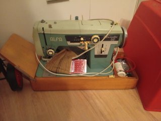 Máquina de coser Alfa Automatica 109