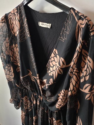 Abito lungo nero chiffon floreale