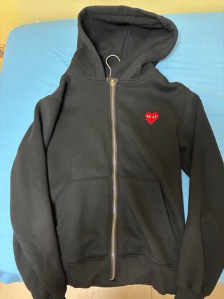 Sudadera Ami Paris Negra Corazón Rojo