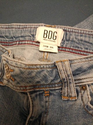 Pantalones campana BDG Talla 24W 30L