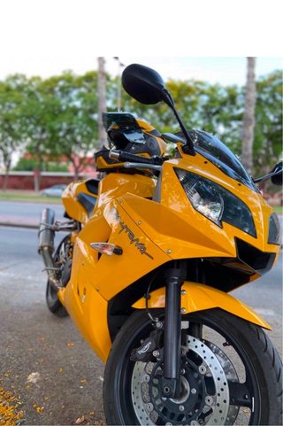 Triumph Daytona 600 2004