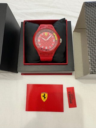 Reloj Ferrari Rojo