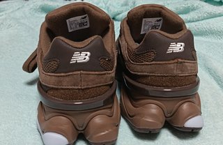 New balance 9060