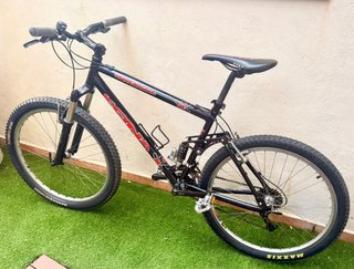 Kona MANOMANO. T/L . 26 pulgadas