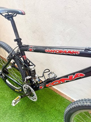 Kona MANOMANO. T/L . 26 pulgadas