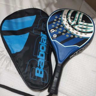 Pala de pádel Babolat + funda