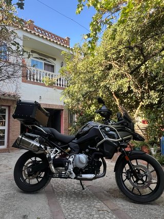 BMW F750GS Triple Black