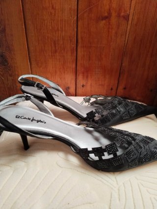 Zapatos de tacón El Corte Inglés negros y plateado