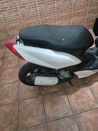 Plásticos Yamaha Jog Scooter