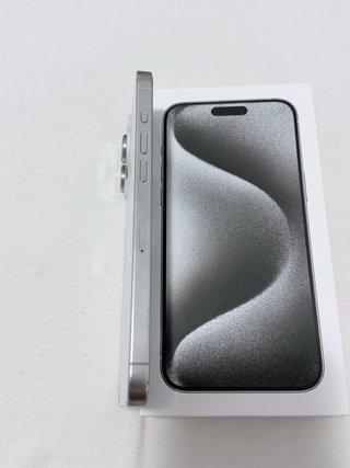 iPhone 15 Pro Max 256GB + FUNDAS