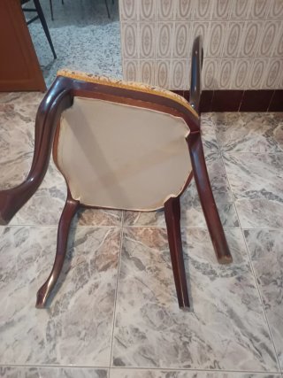 Sillas antiguas restauradas
