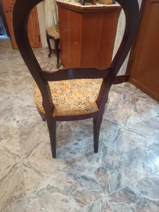 Sillas antiguas restauradas