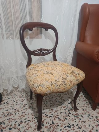 Sillas antiguas restauradas