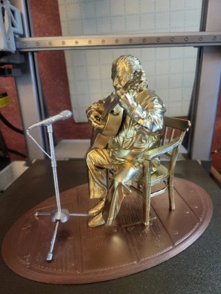 Figura El Parrita 21cm + Base y Micrófono