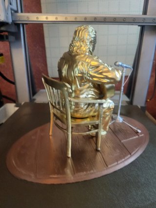 Figura El Parrita 21cm + Base y Micrófono