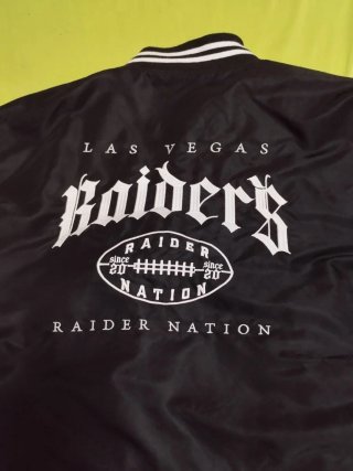 Chaqueta Raiders Negra y Blanca Talla M