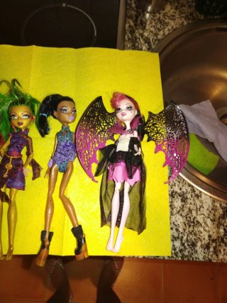 Muñecas Monster High 10 eur c /u.