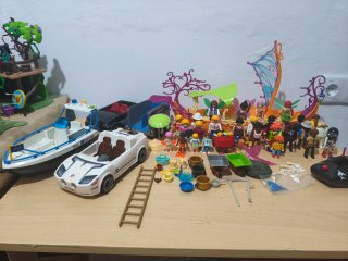 Lote Playmobil: Barco, Coche, Figuras