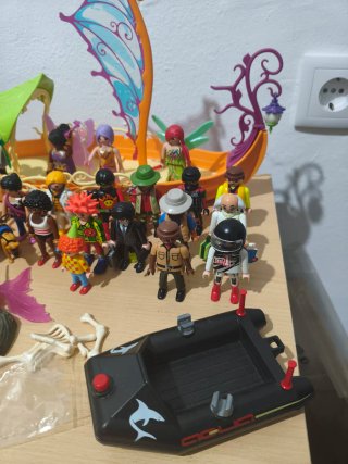 Lote Playmobil: Barco, Coche, Figuras