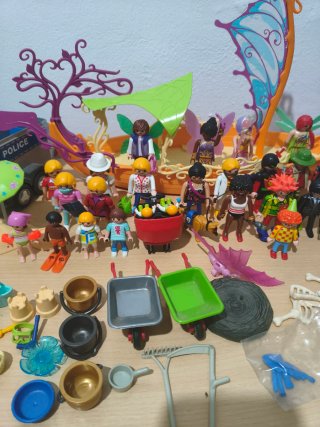 Lote Playmobil: Barco, Coche, Figuras