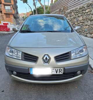 Renault Megane etiqueta C, pocos Km