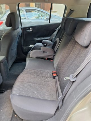 Renault Megane etiqueta C, pocos Km