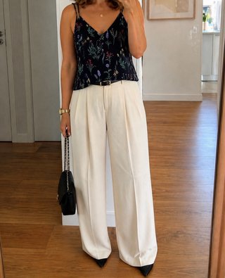 STRADIVARIUS TOP FLORAL IMPECABLE