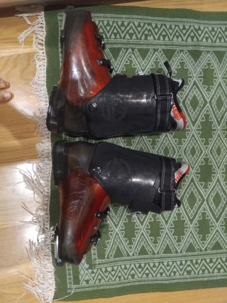 Botas de esquí Lange rojas talla 42