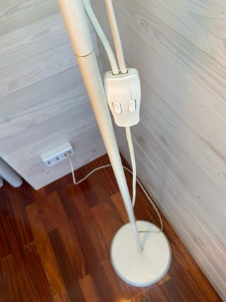 Lámpara de pie moderna