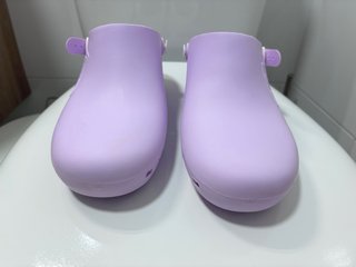 Zuecos Sanitarios Calzuro Lavanda Talla 37-38