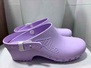 Zuecos Sanitarios Calzuro Lavanda Talla 37-38