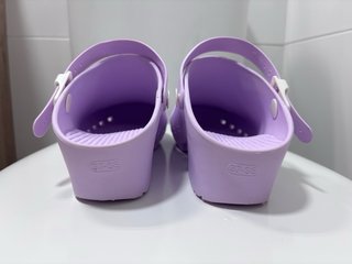 Zuecos Sanitarios Calzuro Lavanda Talla 37-38