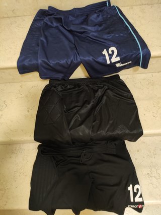 Vendo Palloni e abbigliamento sportivo usato