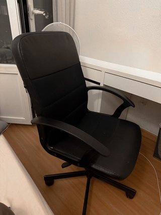 Silla de escritorio negra
