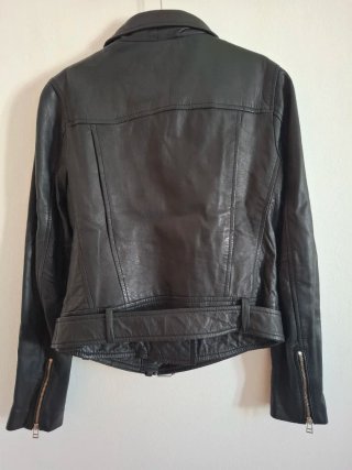 Cazadora Piel Negra Stradivarius Talla M