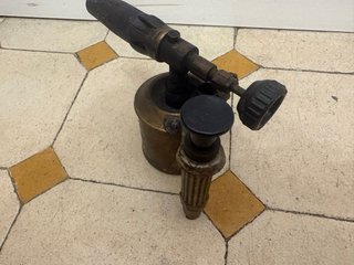 Soplete soldador antiguo Serro P2