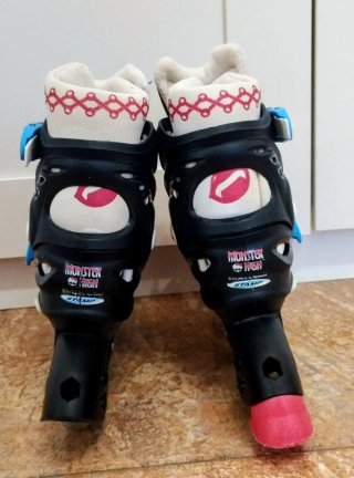 Patines de línea Monster High