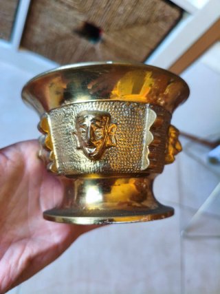 Almiréz de bronce con mortero