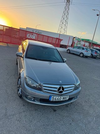 Mercedes-Benz C350 2010