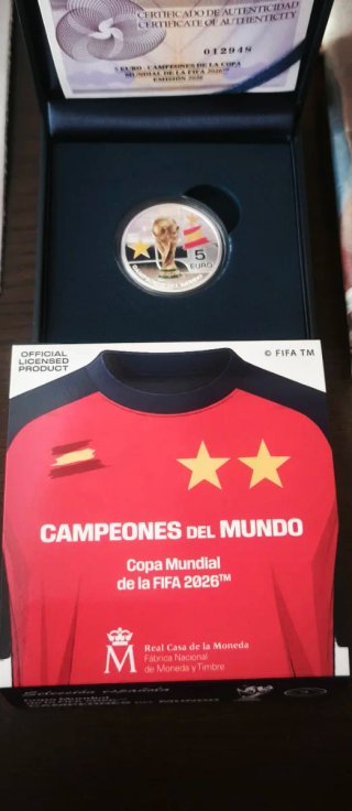 Moneda Plata Campeones del Mundo 2026 + Periódicos