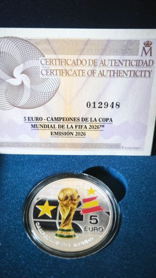 Moneda Plata Campeones del Mundo 2026 + Periódicos